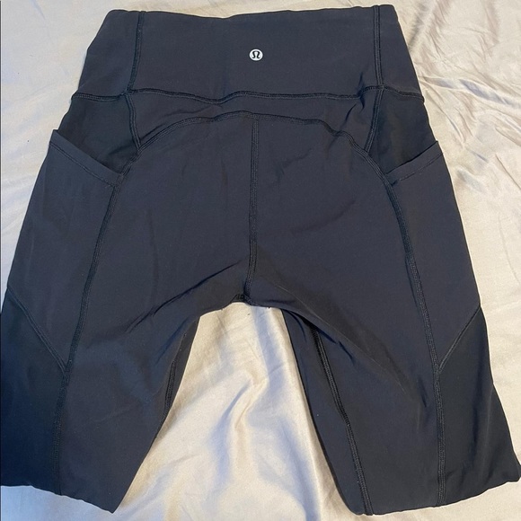 Lululemon pants - Picture 7 of 8